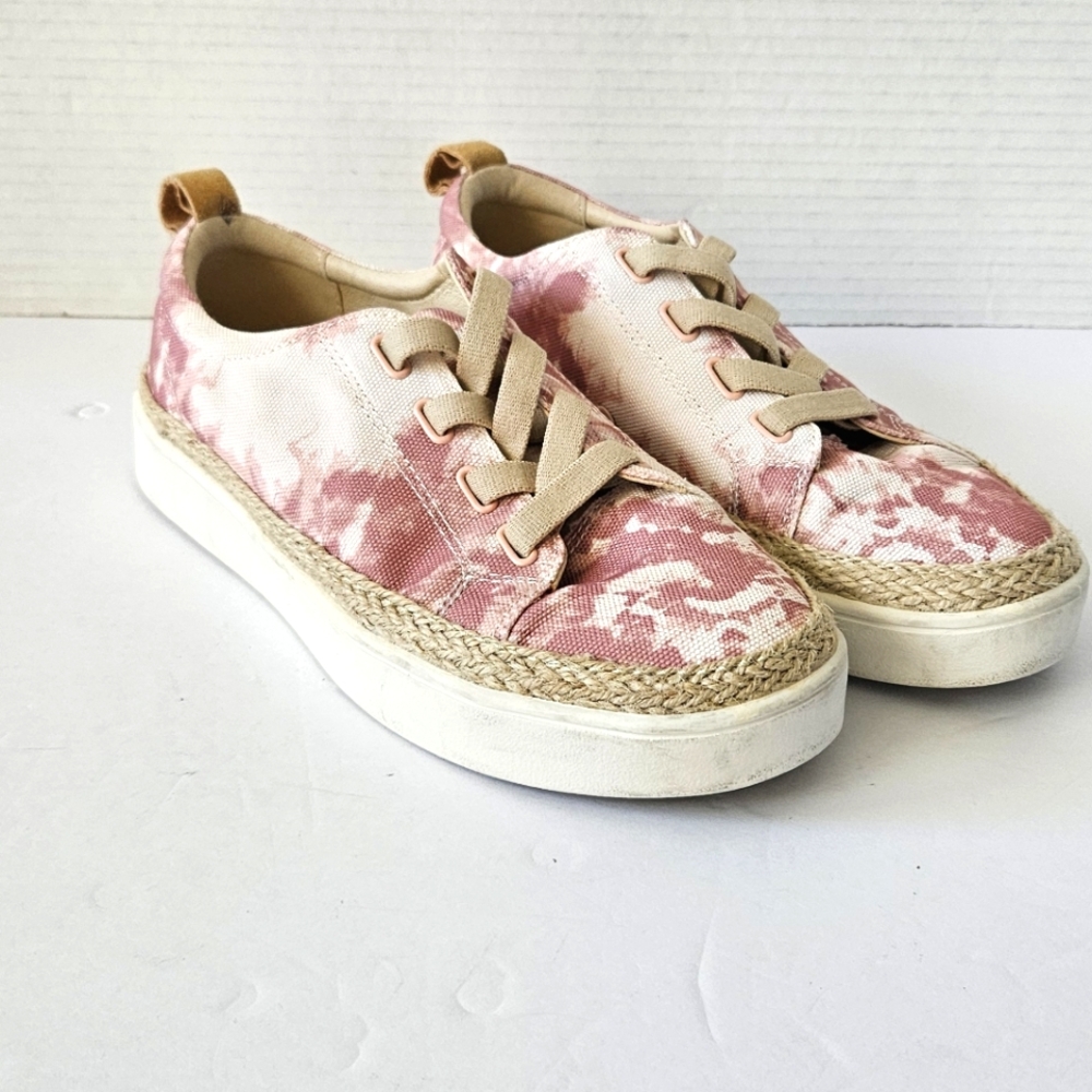 Spenco Malibu Blush‎ Tie Dye slip on sneaker size 7.5